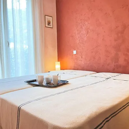 Holiday home Maison Cosy Avec Mezzanine, Jardin Et Terrasse A 600m De La De Saint-clair, 6 Couchages - Fr-1-251-46 *